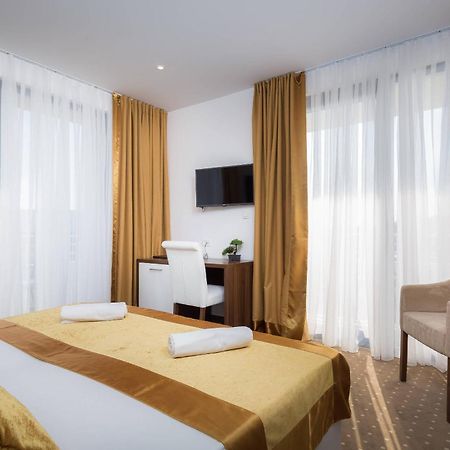 Hotel Perla Rogoznica  Exterior photo